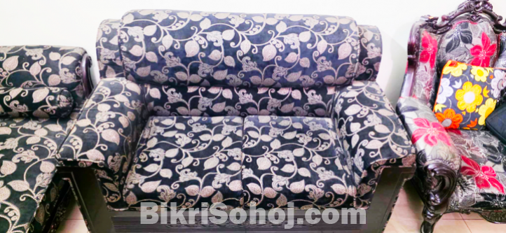 Sofa set with center table